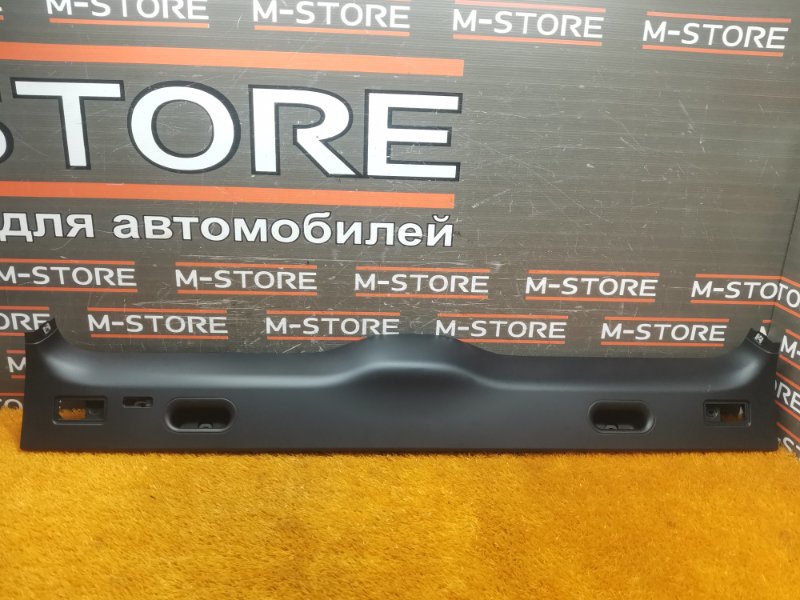 обшивка двери багажника, 350 рублей, Красноярск