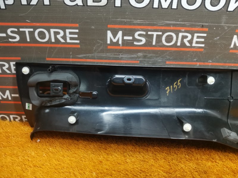 обшивка двери багажника, 350 рублей, Красноярск