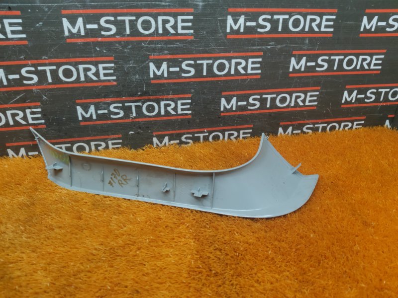 обшивка двери багажника, 350 рублей, Красноярск