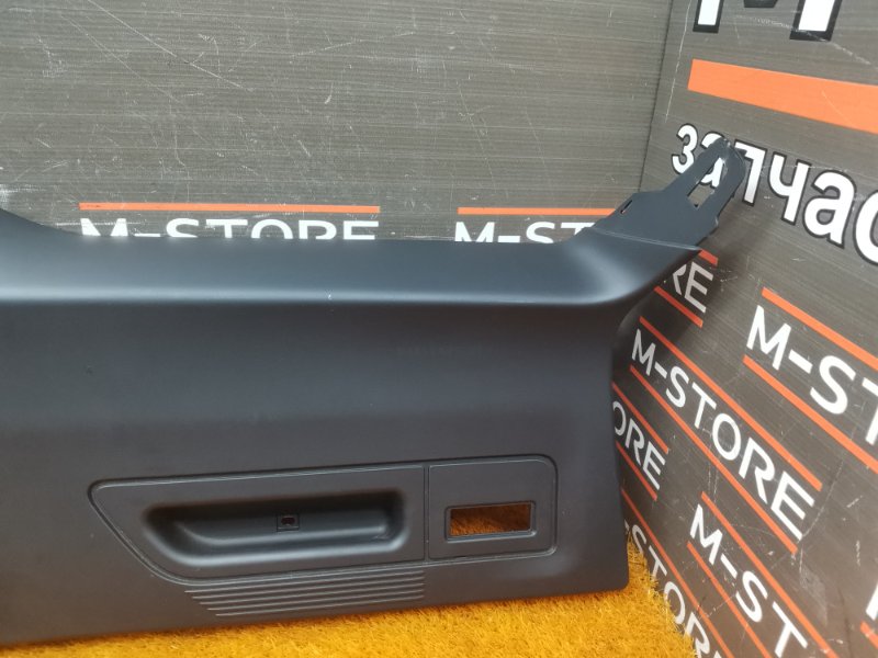 обшивка двери багажника, 980 рублей, Красноярск