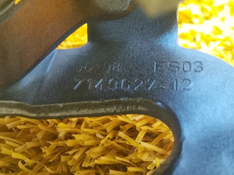 петля багажника, 500 рублей, Красноярск