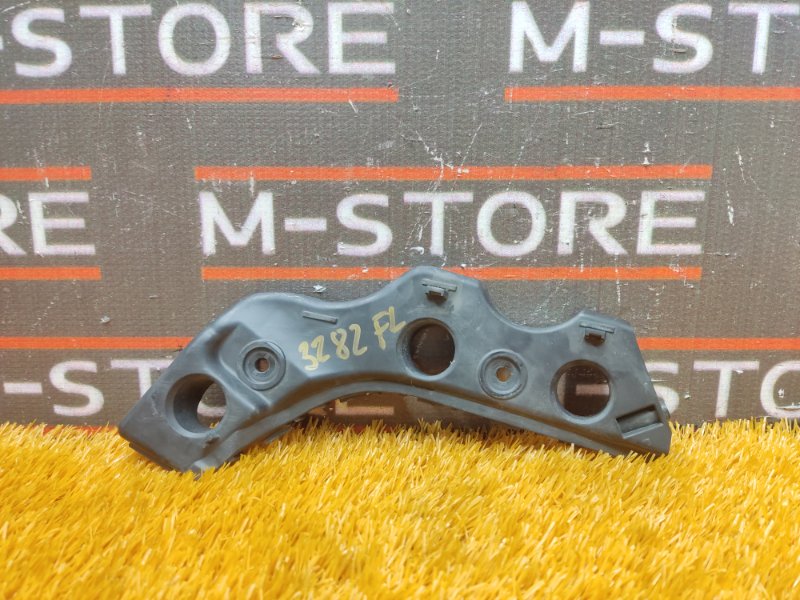 крепление бампера, 500 рублей, Красноярск