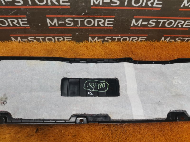 обшивка двери багажника, 350 рублей, Красноярск