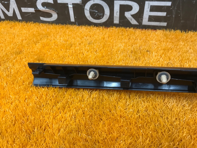 Накладка на порог салона, 350 рублей, Красноярск