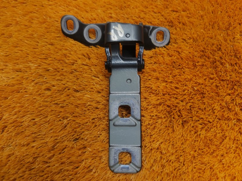 петля багажника, 500 рублей, Красноярск