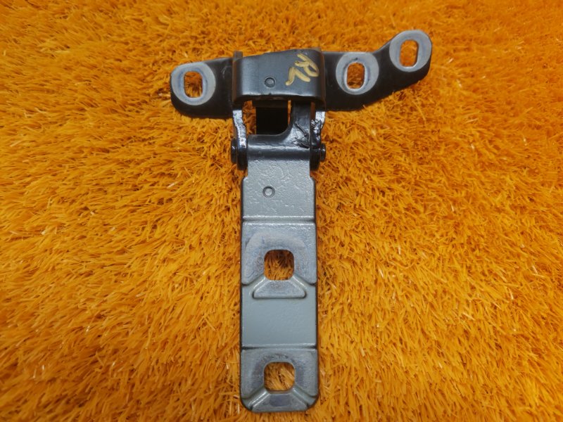 петля багажника, 500 рублей, Красноярск