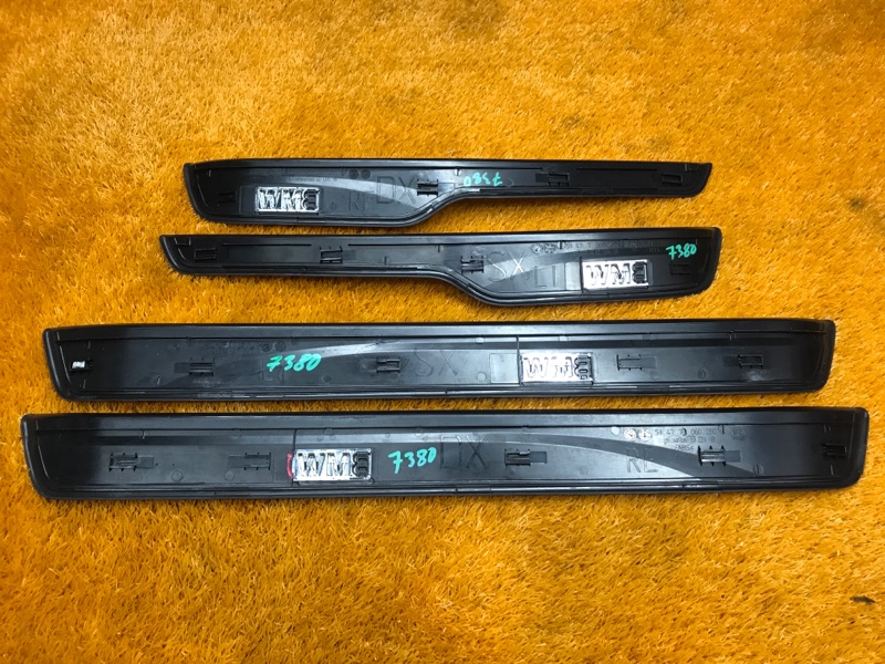 Накладка на порог салона, 500 рублей, Красноярск