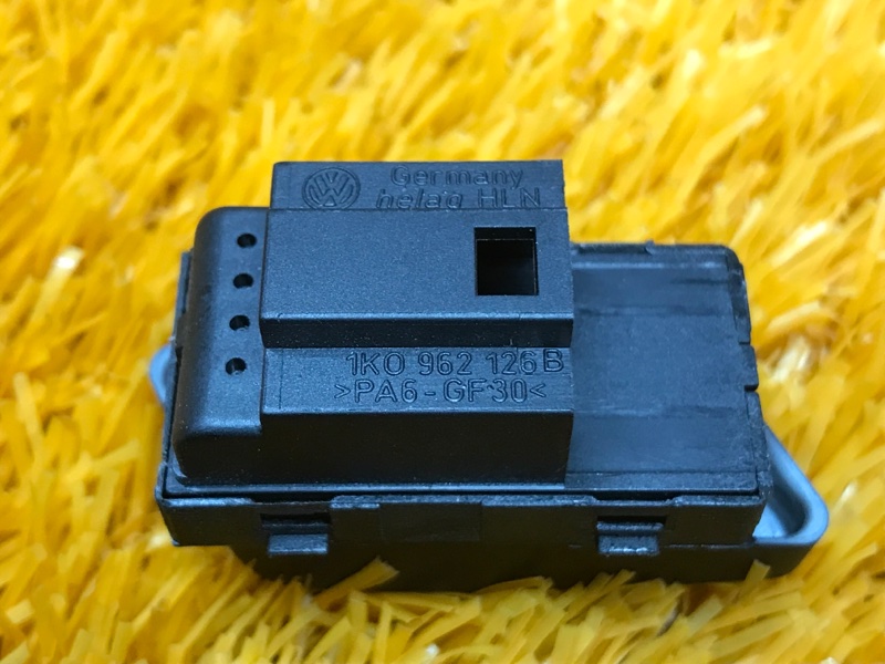 Кнопка центрального замка, 260 рублей, Красноярск