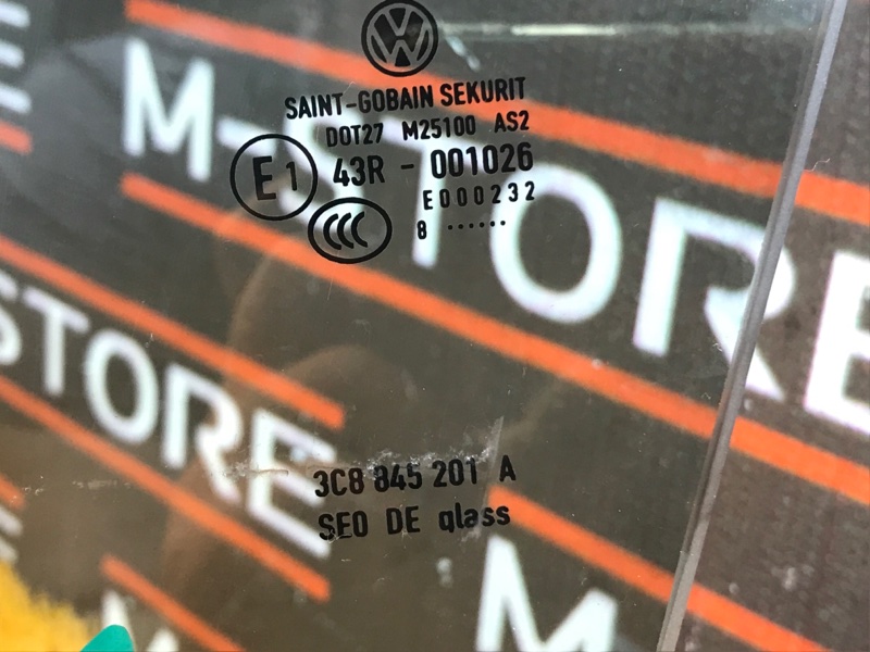 Стекло боковое, 860 рублей, Красноярск