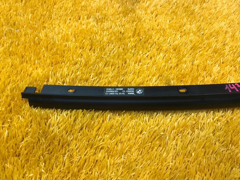 Направляющая стекла двери, 630 рублей, Красноярск