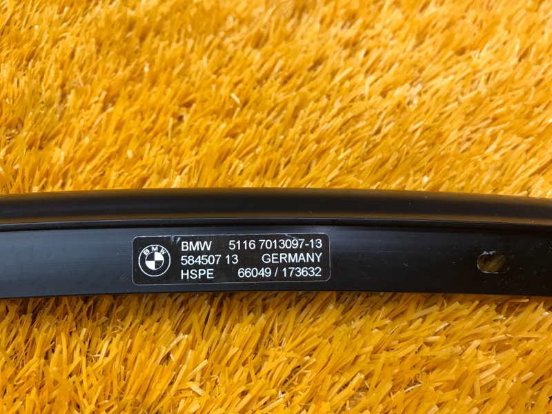 Направляющая стекла двери, 630 рублей, Красноярск