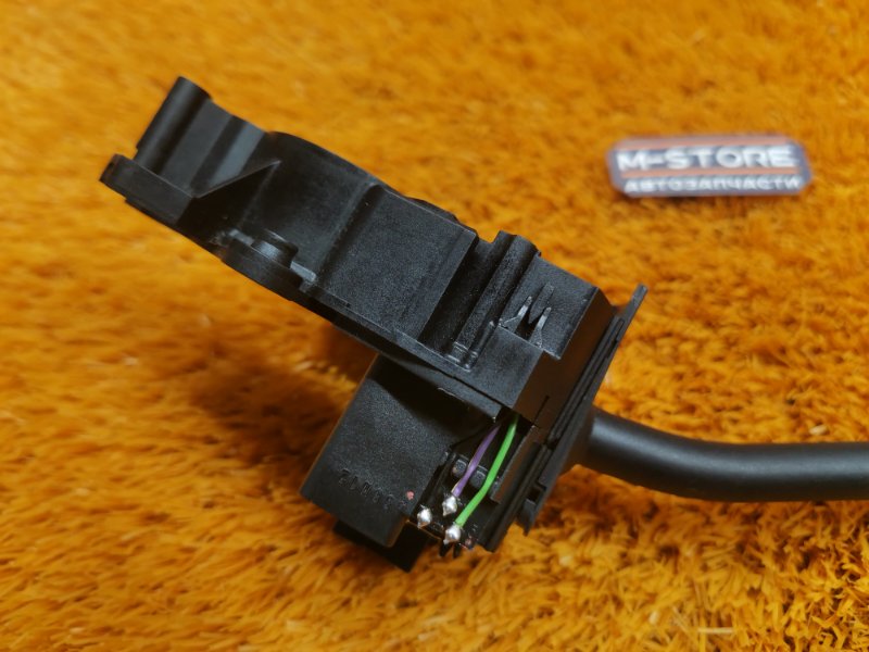 подрулевой переключатель, 1000 рублей, Красноярск