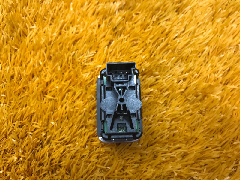 кнопка стеклоподъемника, 300 рублей, Красноярск