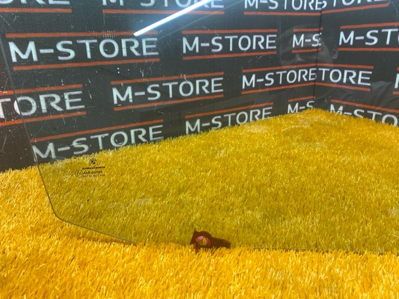 Стекло боковое, 1200 рублей, Красноярск