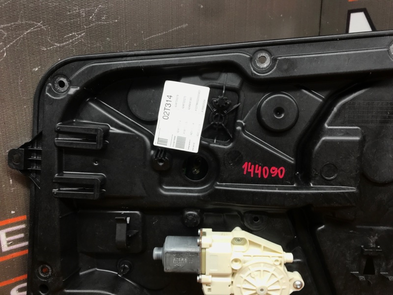 стеклоподъемник, 3000 рублей, Красноярск