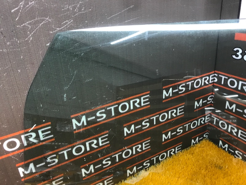 Стекло боковое, 2240 рублей, Красноярск