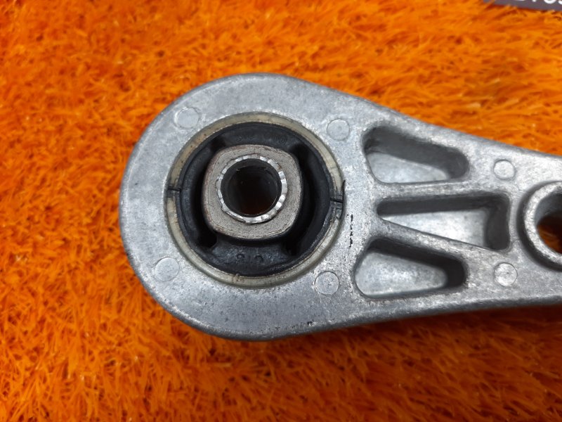 подушка двигателя, 1000 рублей, Красноярск