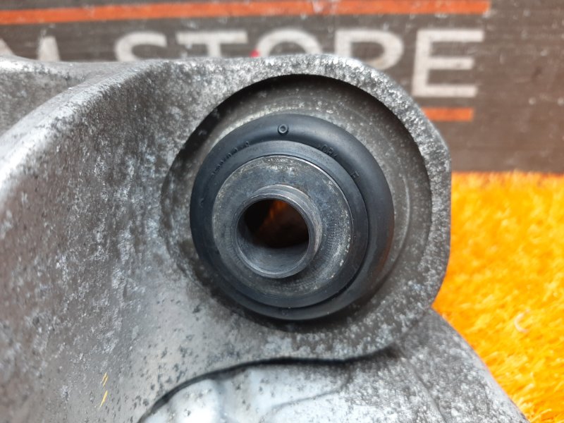 кулак поворотный, 1000 рублей, Красноярск