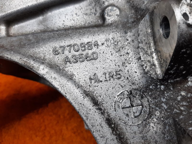 кулак поворотный, 1000 рублей, Красноярск