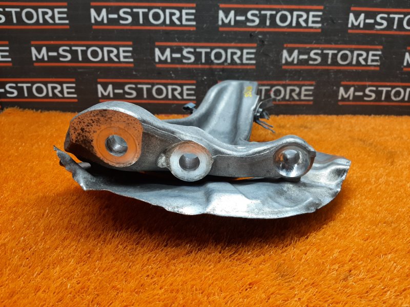 кулак поворотный, 1500 рублей, Красноярск