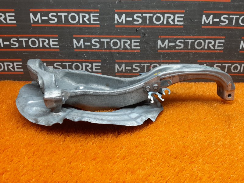 кулак поворотный, 1500 рублей, Красноярск