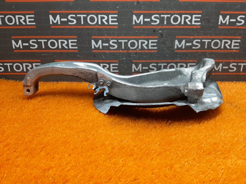 кулак поворотный, 1500 рублей, Красноярск