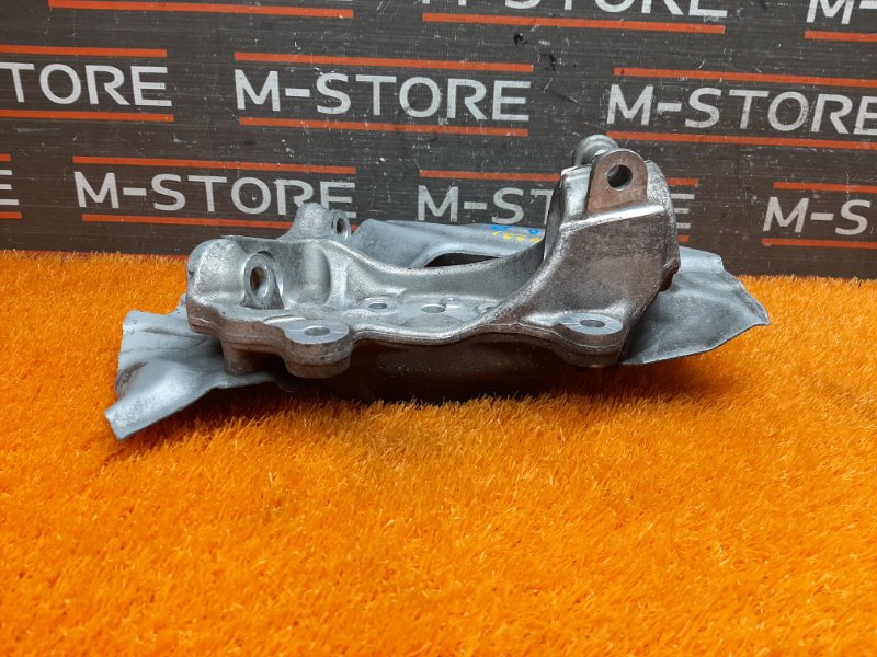 кулак поворотный, 500 рублей, Красноярск