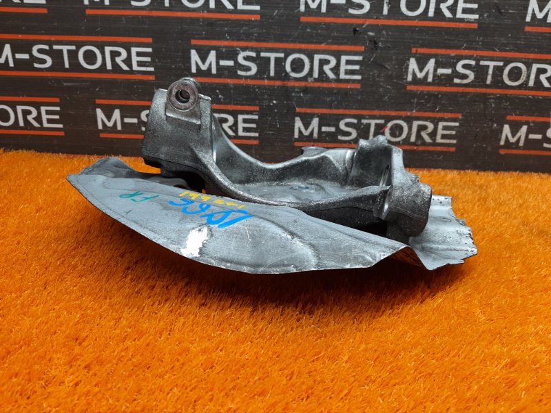 кулак поворотный, 500 рублей, Красноярск