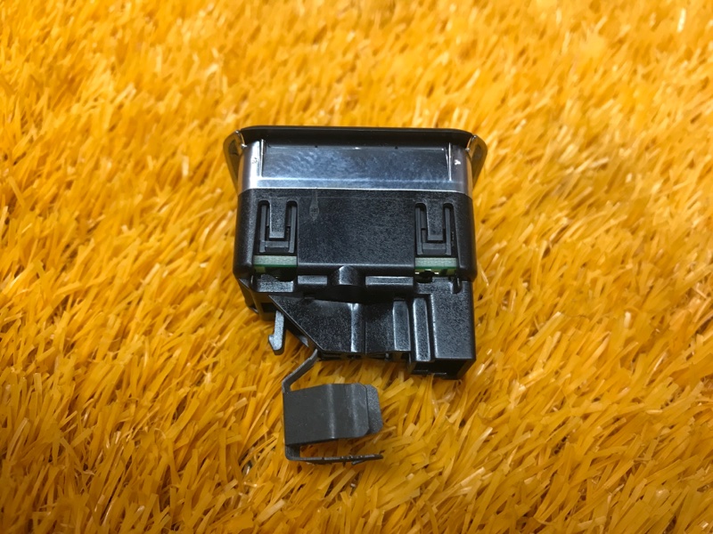 Кнопка открывания багажника, 350 рублей, Красноярск