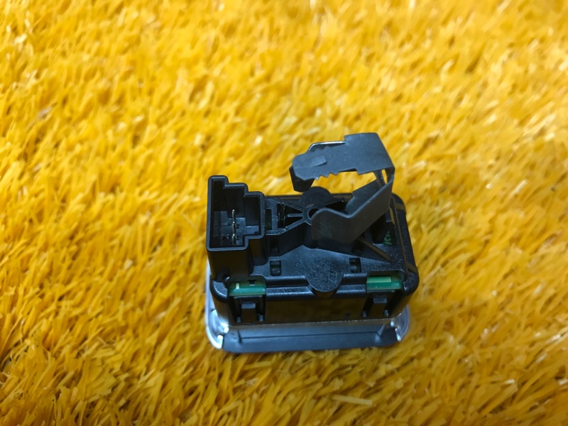 Кнопка открывания багажника, 350 рублей, Красноярск