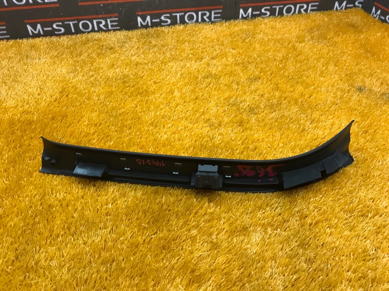 Накладка на порог салона, 410 рублей, Красноярск