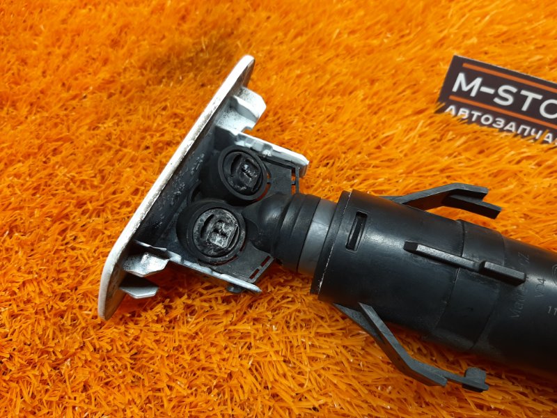 Форсунка омывателя фары, 2000 рублей, Красноярск