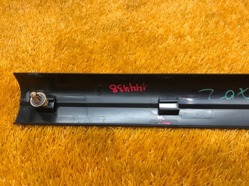 Накладка на порог салона, 150 рублей, Красноярск