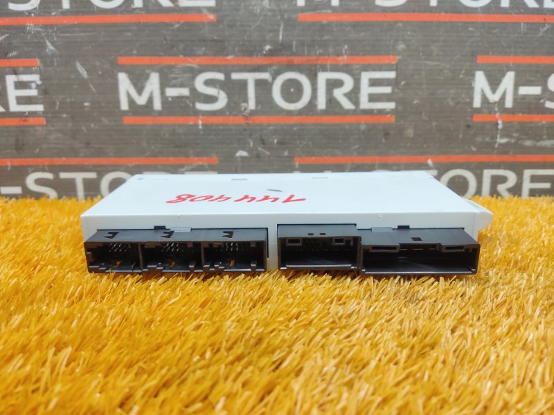 Блок управления дверью, 500 рублей, Красноярск