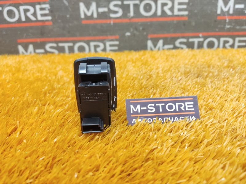 кнопка стеклоподъемника, 300 рублей, Красноярск