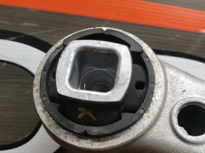 Балка поперечная (подрамник), 1690 рублей, Красноярск