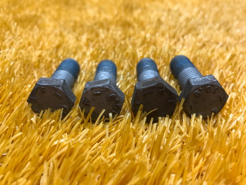 Болт суппорта, 280 рублей, Красноярск