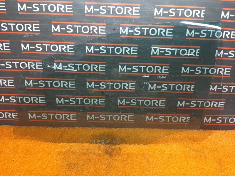 Стекло боковое, 980 рублей, Красноярск