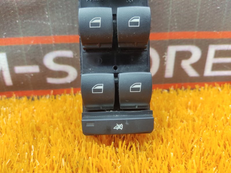 Блок управления стеклоподъемниками, 1000 рублей, Красноярск