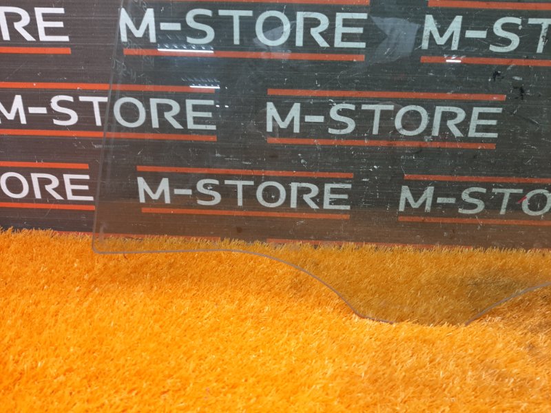 Стекло боковое, 1920 рублей, Красноярск