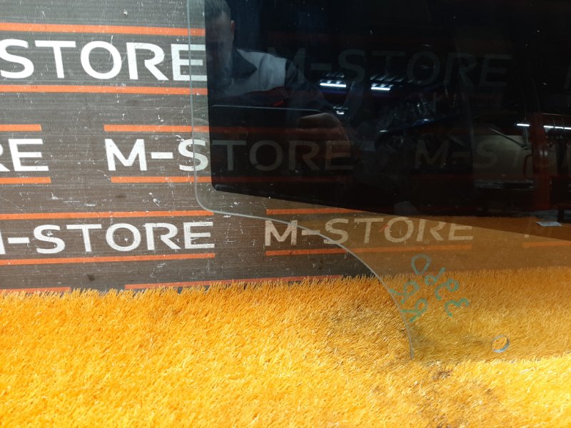 Стекло боковое, 980 рублей, Красноярск