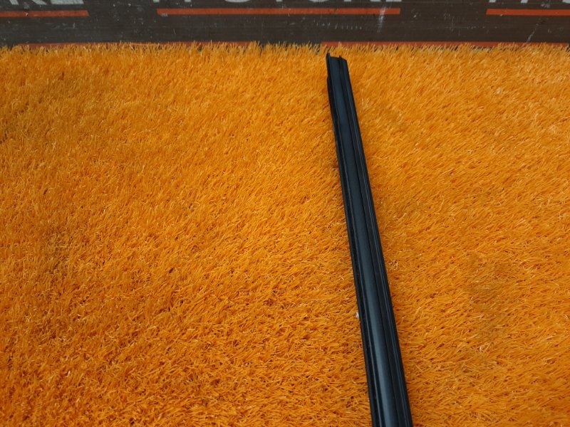 уплотнитель стекла двери, 630 рублей, Красноярск