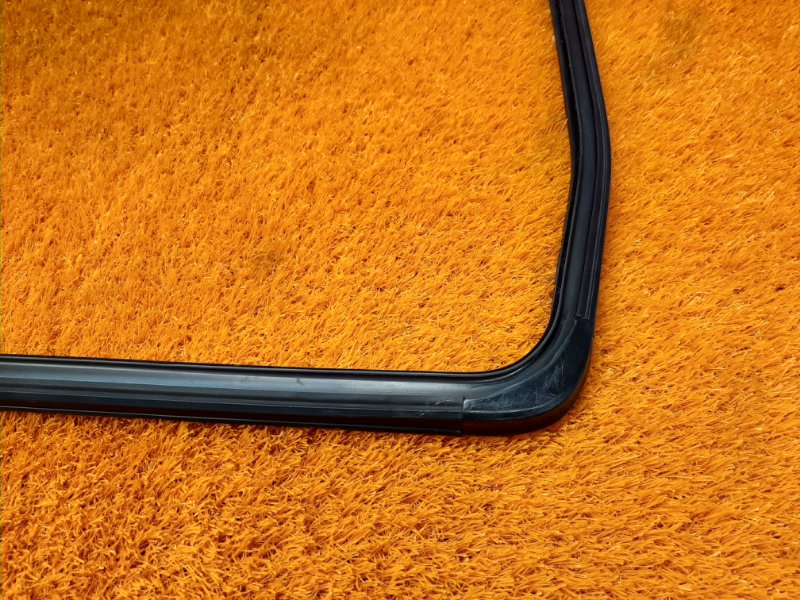 уплотнитель стекла двери, 630 рублей, Красноярск