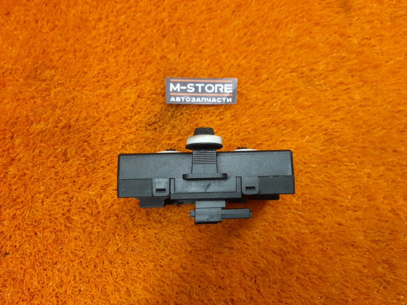 Блок управления дверью, 1000 рублей, Красноярск