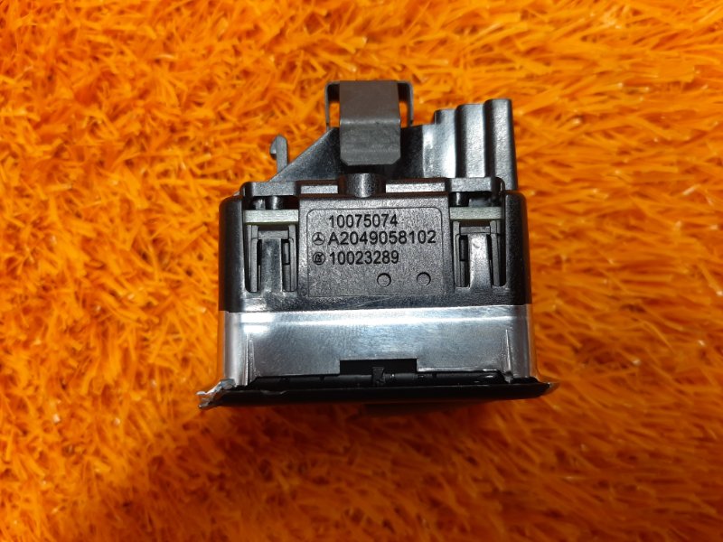 кнопка стеклоподъемника, 200 рублей, Красноярск