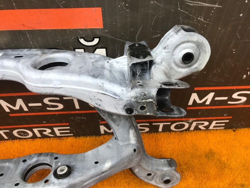 Балка поперечная (подрамник), 3800 рублей, Красноярск