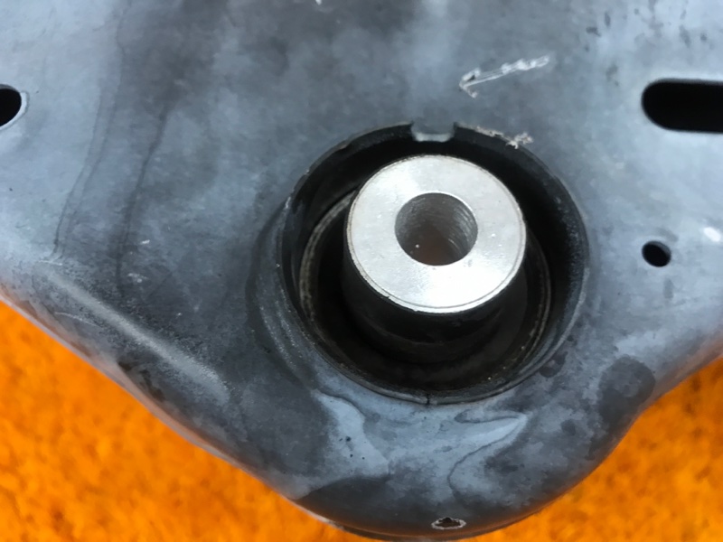 Балка поперечная (подрамник), 3800 рублей, Красноярск