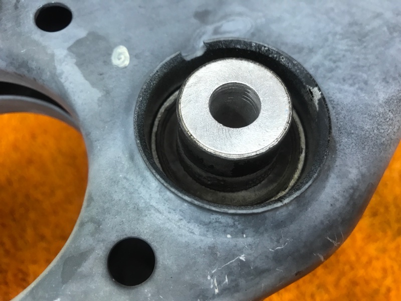 Балка поперечная (подрамник), 3800 рублей, Красноярск