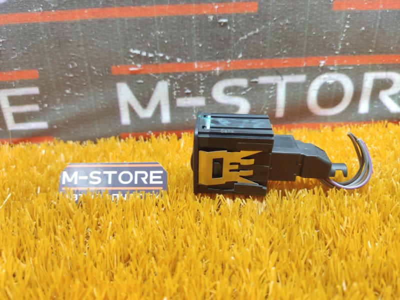 Кнопка освещения панели приборов, 250 рублей, Красноярск