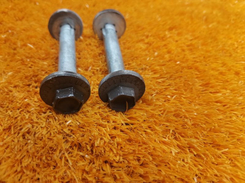 Болт развальный, 450 рублей, Красноярск